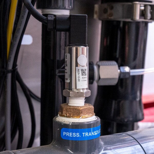 DIN pressure transducer wirie cable